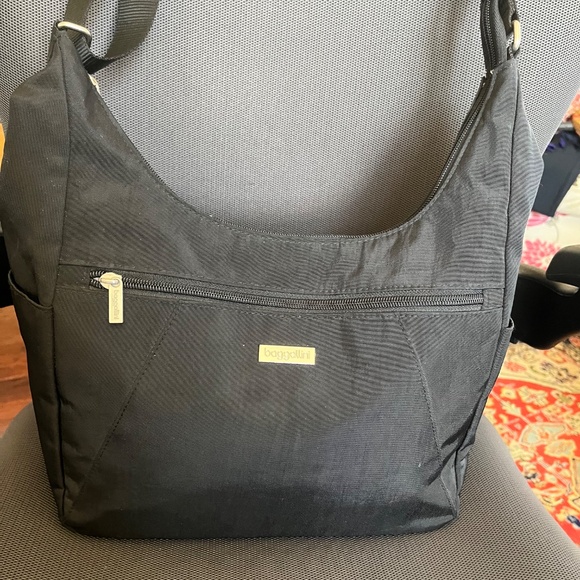 Handbag - Picture 5 of 5